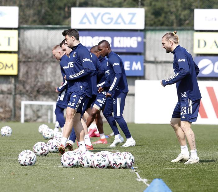 Fenerbahçe idmanından kareler Yüzler gülüyor