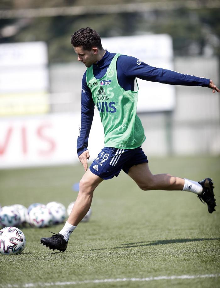 Fenerbahçe idmanından kareler Yüzler gülüyor