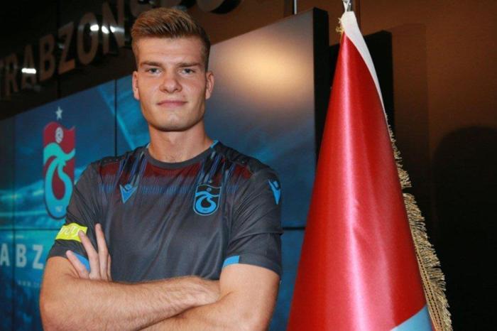 3- Alexander Sörloth 6 Milyon Euro - Trabzonspor