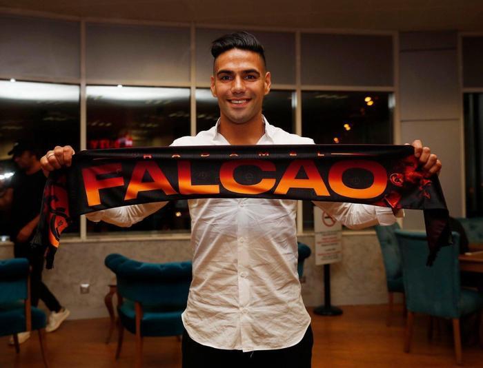 2- Radamel Falcao 10 Milyon Euro - Galatasaray