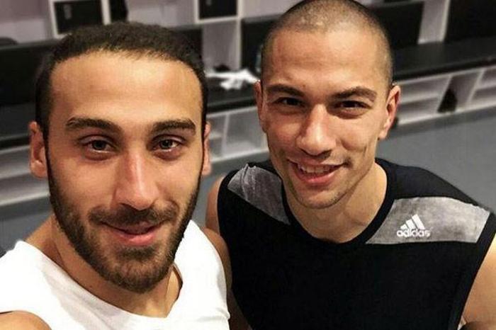 Futbolcuların sosyal medya paylaşımları 20 Şubat Pazartesi