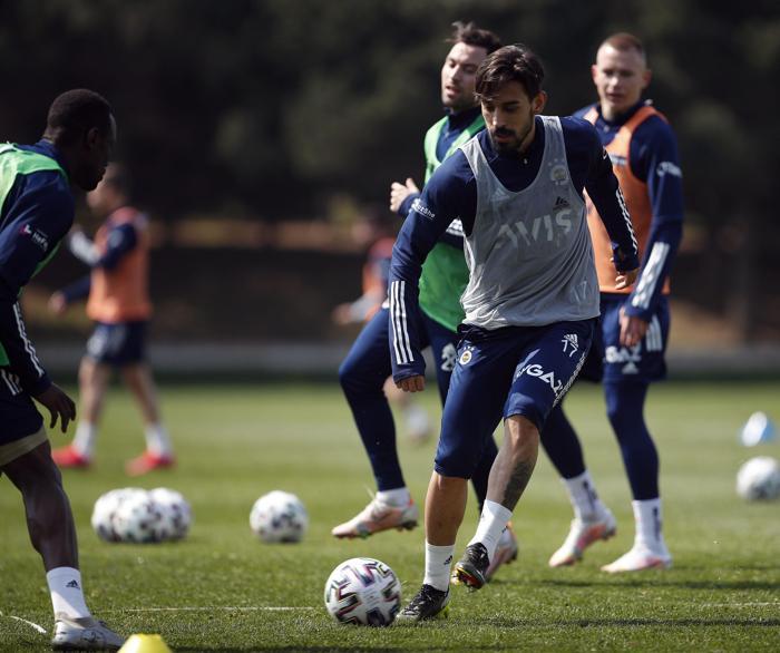 Fenerbahçe idmanından kareler Yüzler gülüyor