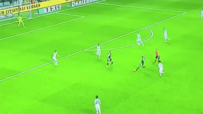 Talisca sosyal medyayı ayağa kaldırdı