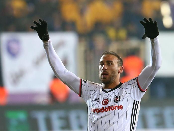 Cenk Tosunun hedefi 25 gol