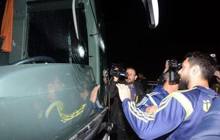 Fenerbahçe takım otobüsüne yapılan saldırıda FETÖ şüphelisi bekçi olay yerinde nöbetçiymiş