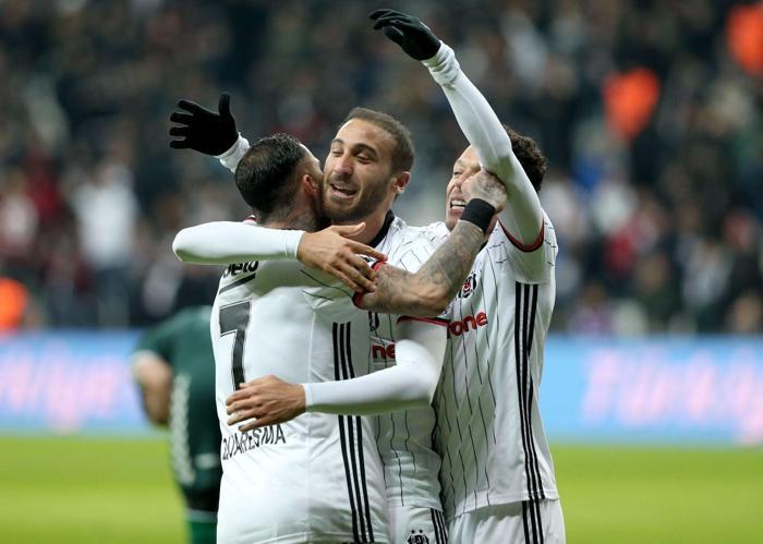Cenk Tosunun hedefi 25 gol
