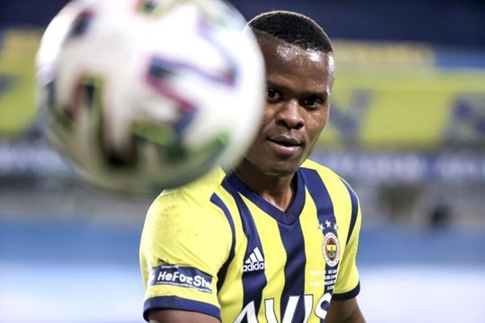 Son dakika - Fenerbahçede ayrılık ve emeklilik kararı...