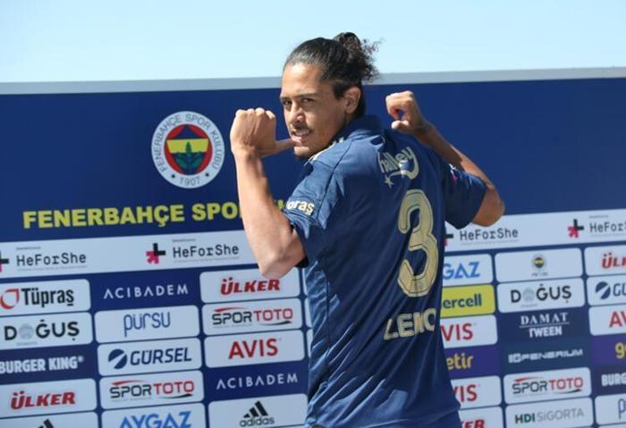 Son dakika - Fenerbahçede ayrılık ve emeklilik kararı...