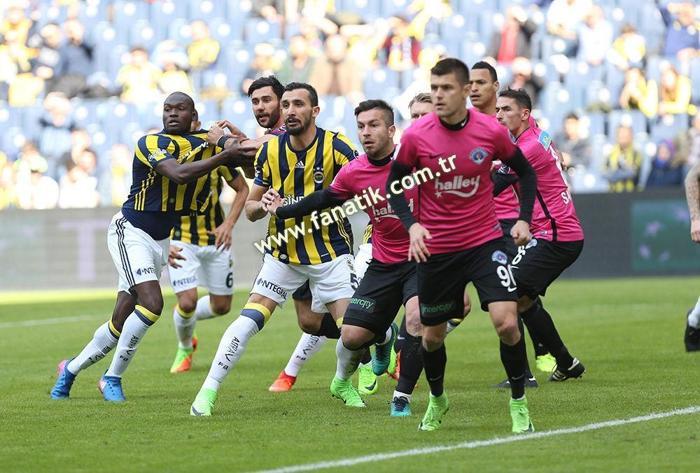 Fenerbahçe - Kasımpaşa maçından kareler
