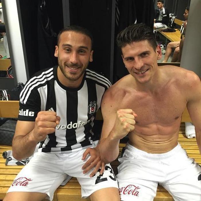Cenk Tosun, Mario Gomezi 3e katladı