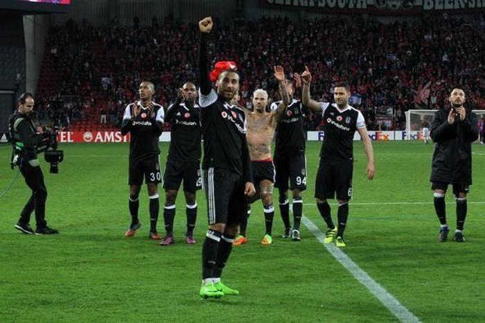 Cenk Tosun, Mario Gomezi 3e katladı
