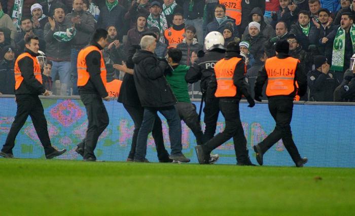 Bursaspor-Fenerbahçe maçından kareler