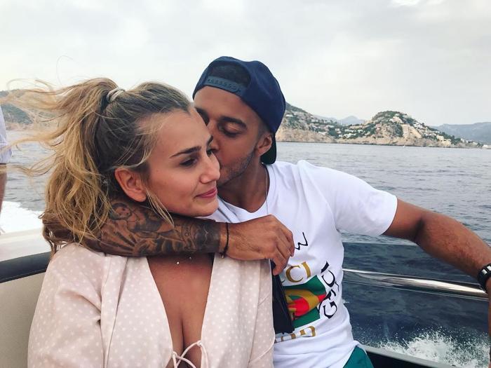 Thiago Alcantaranın eşi Julia Vigas, transferi engellemeye çalışmış