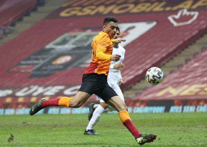 Galatasaraylı Mostafa Mohamedden sürpriz adım 2 dev kulüp peşinde