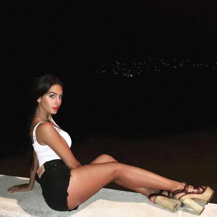 Cristiano Ronaldonun sevgilisi Georgina Rodriguezden doğumgünü paylaşımı