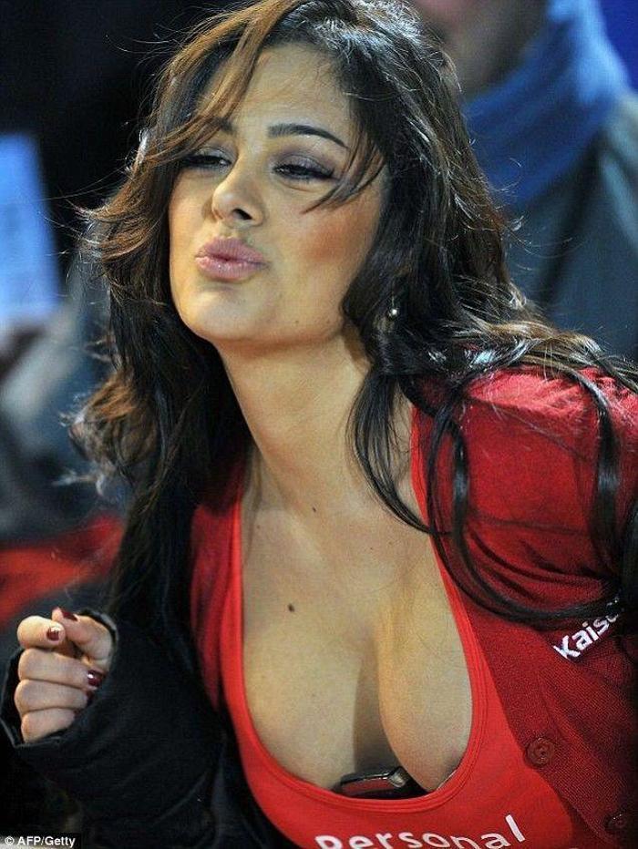 Larissa Riquelmeye büyük şok