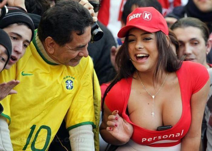 Larissa Riquelmeye büyük şok