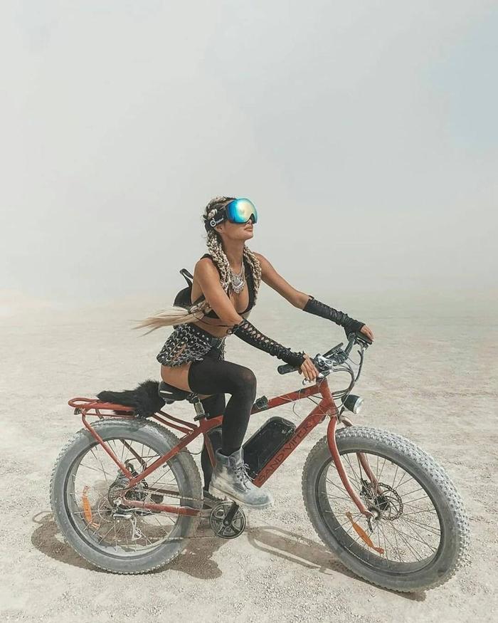 2019 Burning Manden renkli kareler