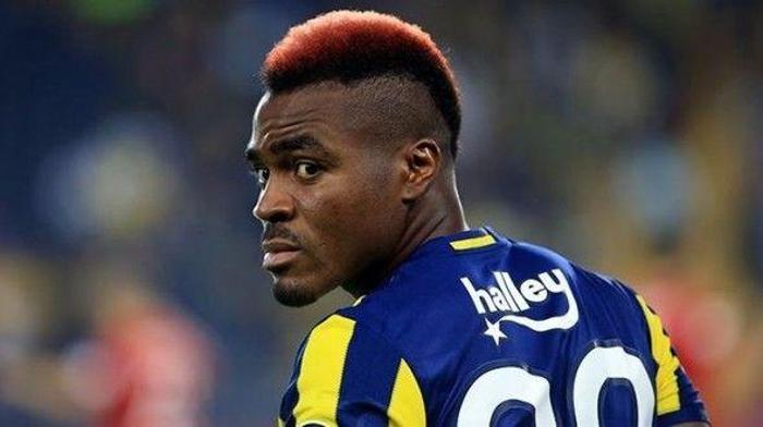 Emenikeden olay sözler: Fenerbahçede tutsak gibiyim