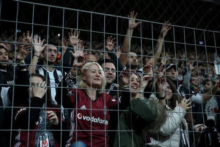 Derbiye bilet bulamadılar, gece tırmanıp stada girdiler