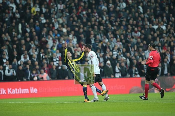 Beşiktaş - Fenerbahçe derbisinin 12 gerilim anı...
