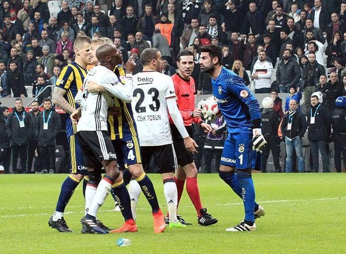 Beşiktaş - Fenerbahçe derbisinin 12 gerilim anı...