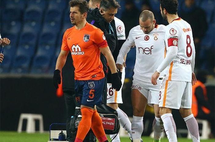 Emre Belözoğlu fena patladı