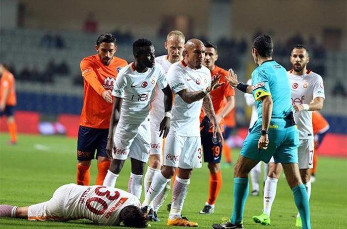 Emre Belözoğlu fena patladı