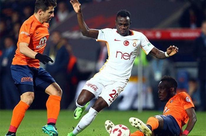 Emre Belözoğlu fena patladı