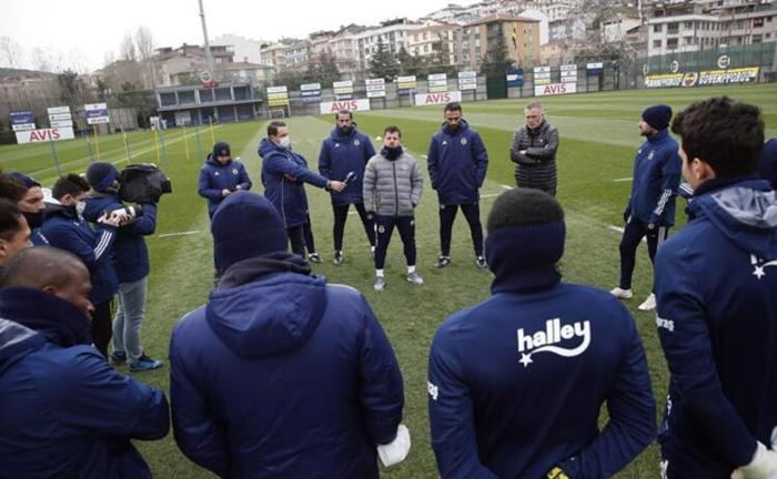 Son dakika - Fenerbahçe kulübesinde kriz Emre Belözoğlu gerçeği ortaya çıktı