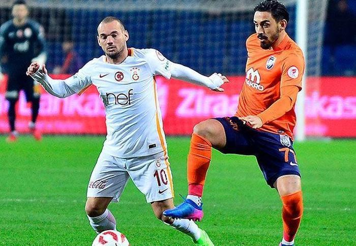 Galatasarayda takımın yarısı değişiyor