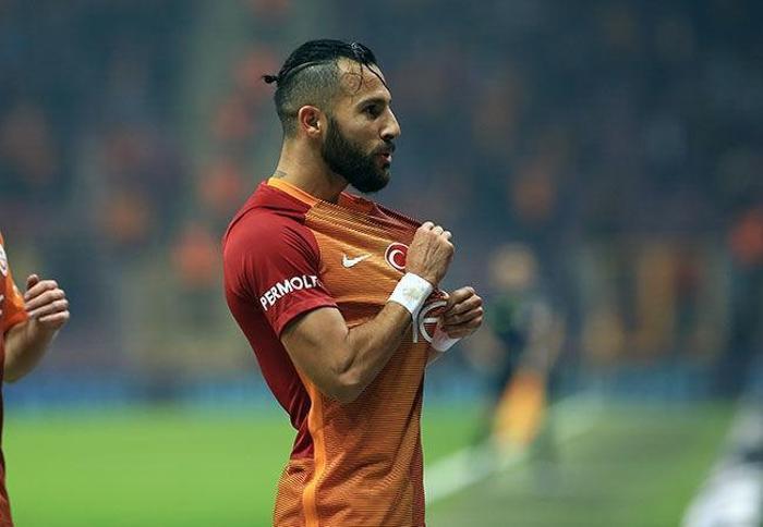 Galatasarayda takımın yarısı değişiyor