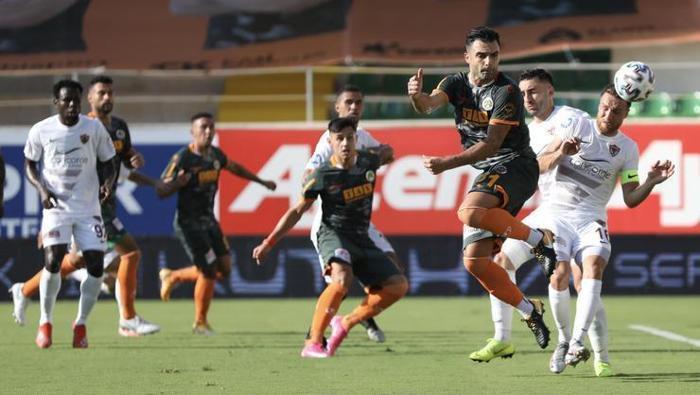 Alanyaspor - 10 yabancı