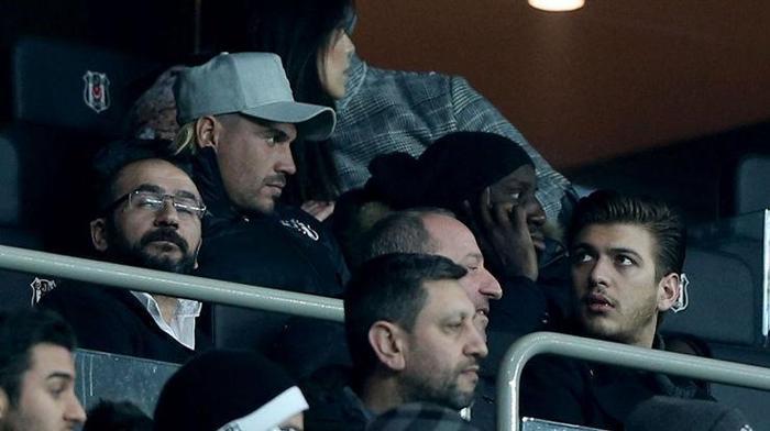 Beşiktaşta giden geri geliyor