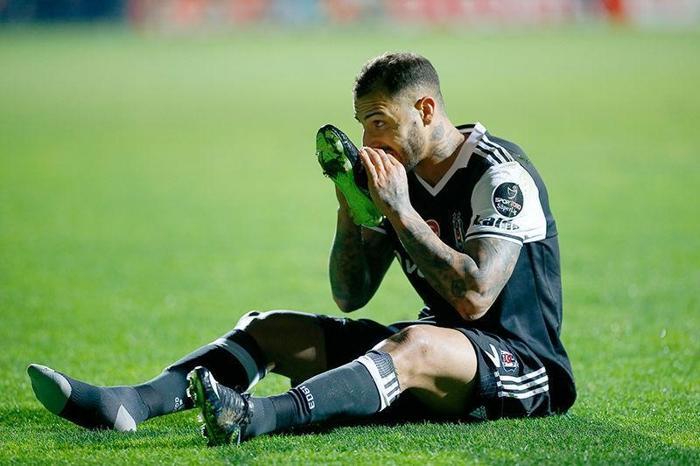 Beşiktaşta giden geri geliyor