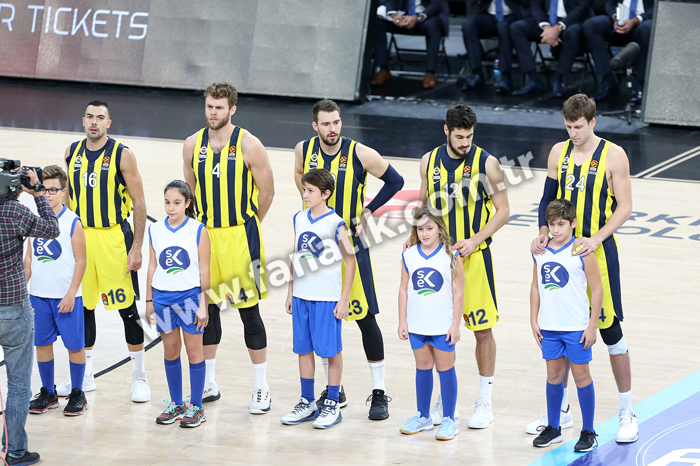 EuroLeaguede Türk derbisi heyecanı yaşandı