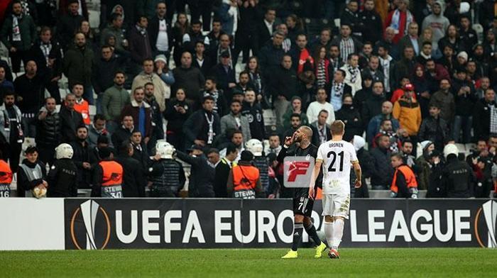 Ricardo Quaresma Beşiktaş taraftarıyla tartıştı