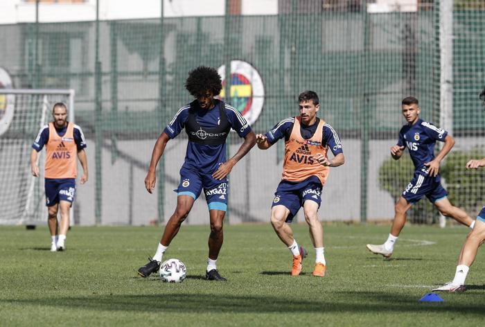 Fenerbahçede Göztepe hazırlıkları sürüyor Serdar Aziz idmana katılmadı