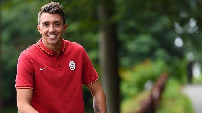 Muslera bombası