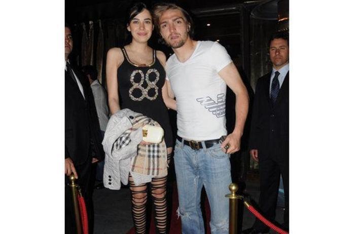 Caner Erkin ve Asena Atalay arasında büyü iddiası