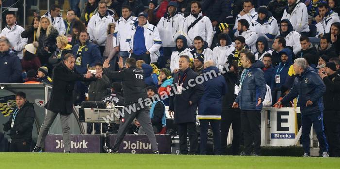 Fenerbahçe-Başakşehir maçından kareler