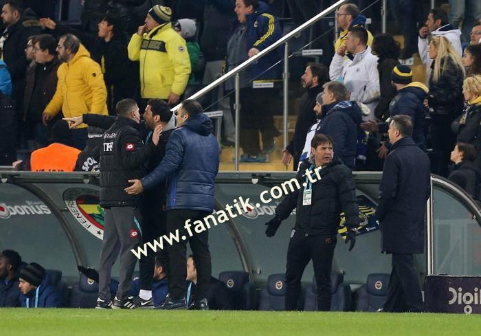 Fenerbahçe-Başakşehir maçından kareler