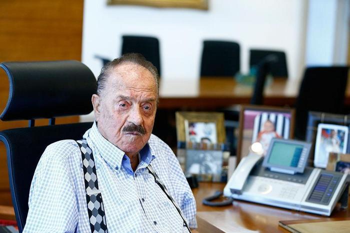 İşte İlhan Cavcavın hayatı