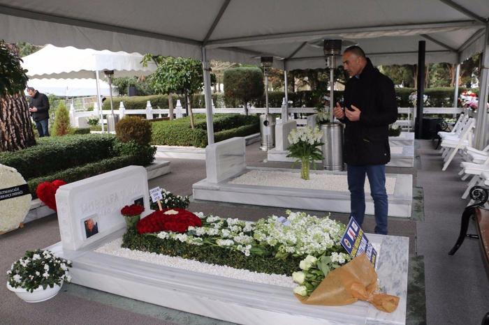 Mustafa Koç mezarı başında anıldı