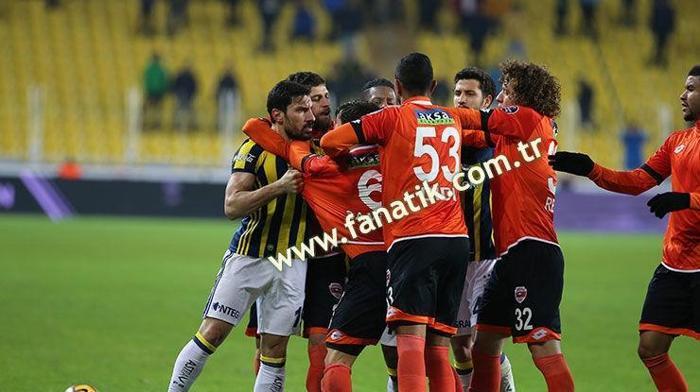 Fenerbahçe-Adanaspor maçından kareler