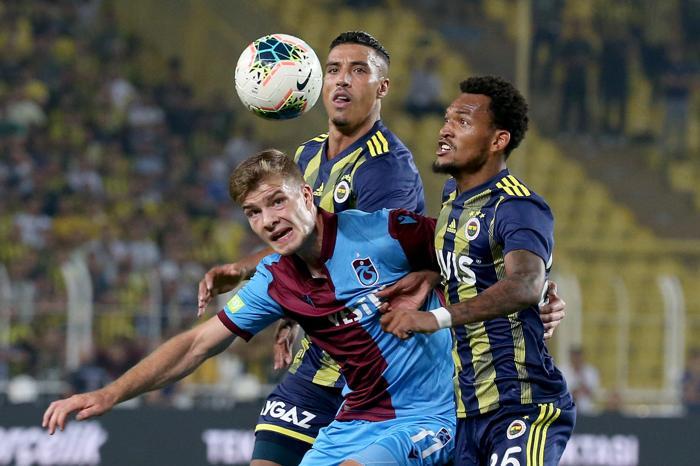 Fanatik yazarlarının Fenerbahçe - Trabzonspor maçı yorumları