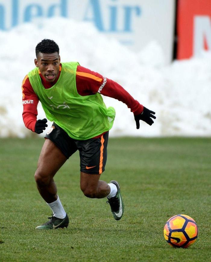 Sarı-kırmızılıların yeni transferi Garry Rodrigues’in takımla ilk antrenmanına çıktığı belirtildi.