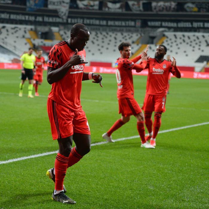 Beşiktaşta Vincent Aboubakar şov devam ediyor Gol makinesi...