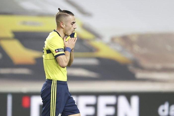 Son dakika Fenerbahçe haberi 14 isimle yollar ayrılıyor 10 yeni transfer yapılacak