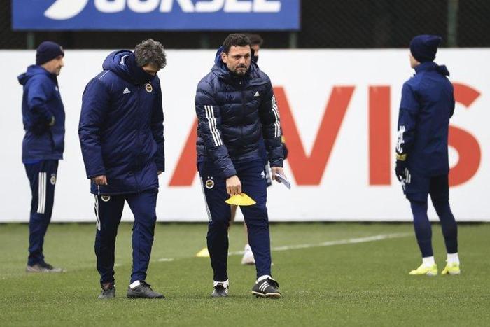 Fenerbahçede son dakika gelişmesi Erol Buluttan istifa açıklaması
